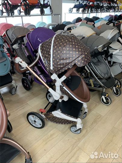 Детская прогулочная коляска Hot Mom