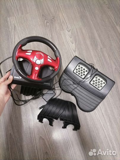 Игровой руль с педалями + 2 игры