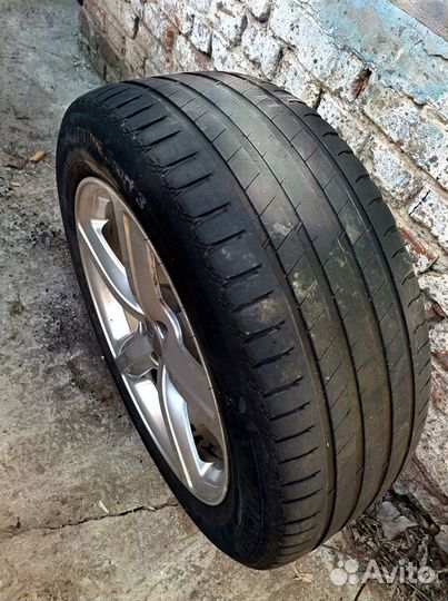 Michelin Latitude Sport 3 235/55 R19
