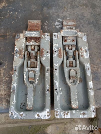 Замок борта