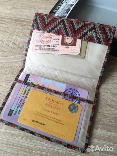 Обложка для паспорта Dr.Koffer