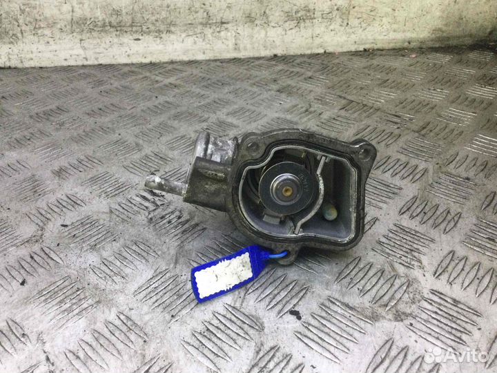 Корпус масляного фильтра Mercedes Vito (Viano) a64