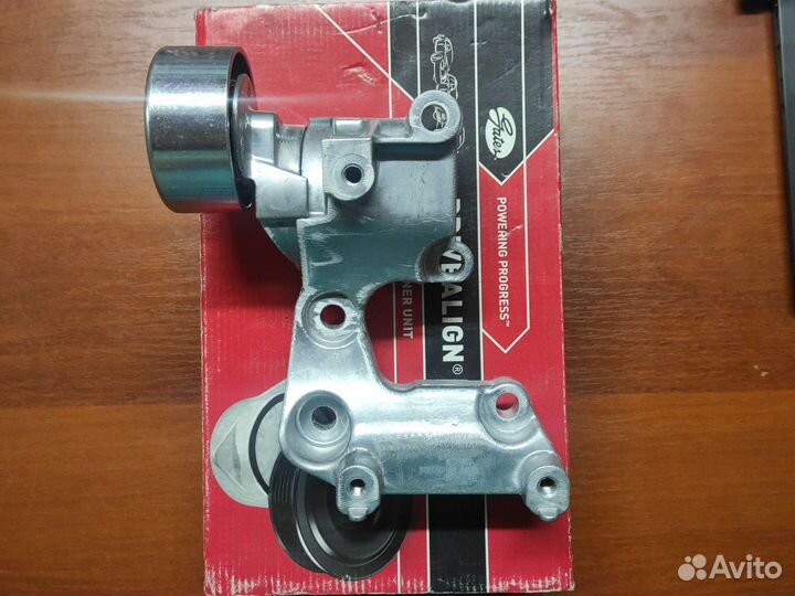 Натяжной ролик