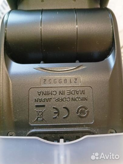 Фотовспышка Nikon Speedlight SB-700