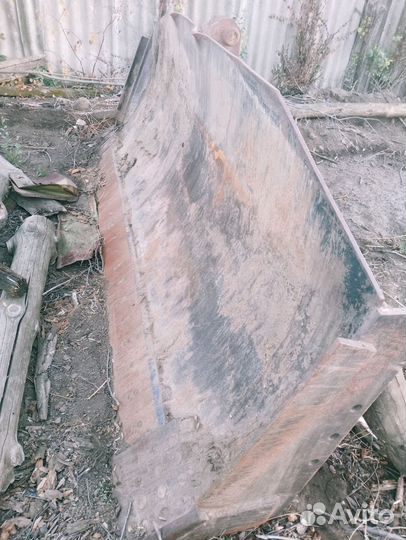 Отвал на кировец