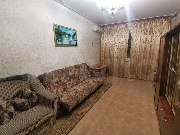 2-к. квартира, 49 м², 1/5 эт.