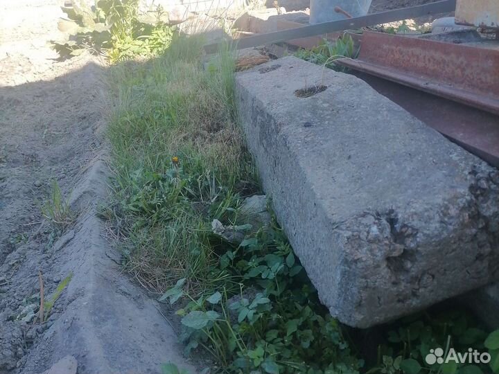 Бетонные шпалы