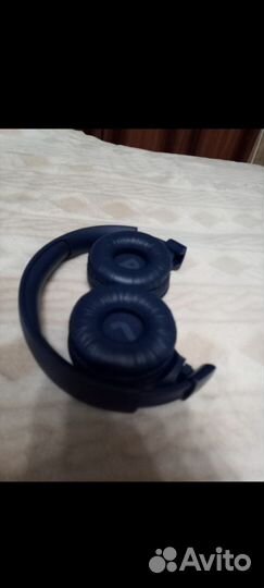 Беспроводные наушники jbl