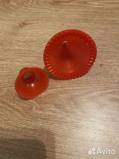 Пластиковая многоразовая посуда