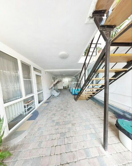 Гостиница, 300 м²