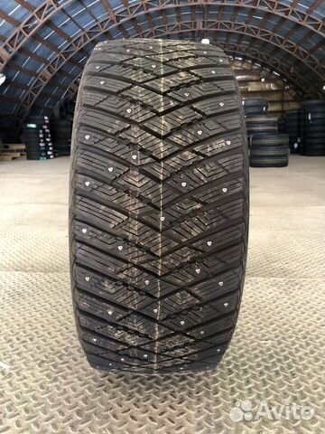 Goodyear UltraGrip Ice Arctic SUV 275/45 R20 110T