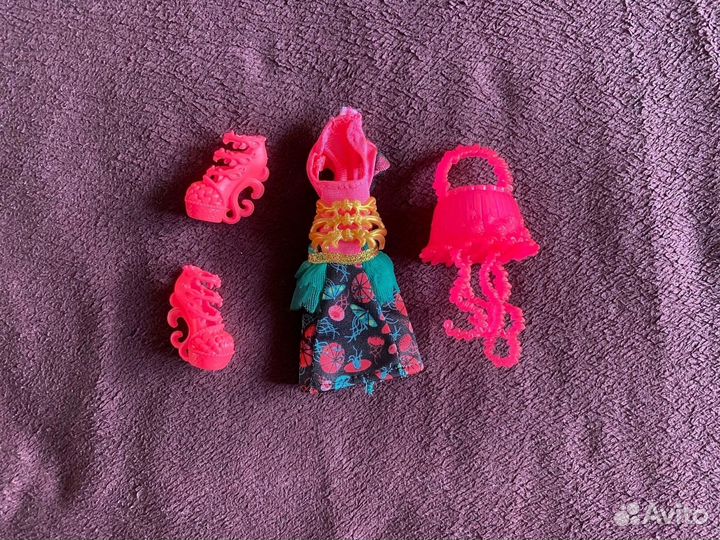 Аутфиты монстер хай Лагуна Блю