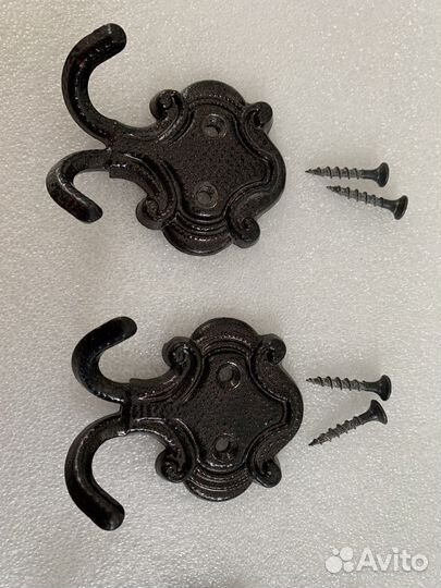 Крючок вешалка 2-х рожковый