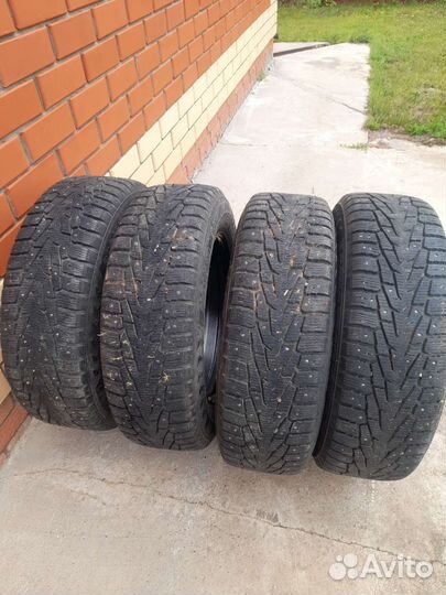 Nokian Tyres Hakkapeliitta 7 SUV 225/65 R17 106T