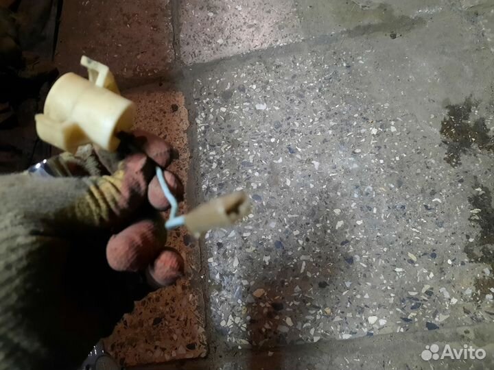 Контактная группа сигнала руля газ 14 