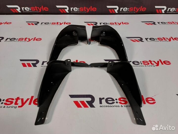 Брызговики Toyota Corolla Spacio 121 01-07 N1430