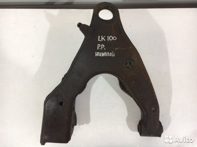 Рычаг передний нижний левый правый Cruiser 100