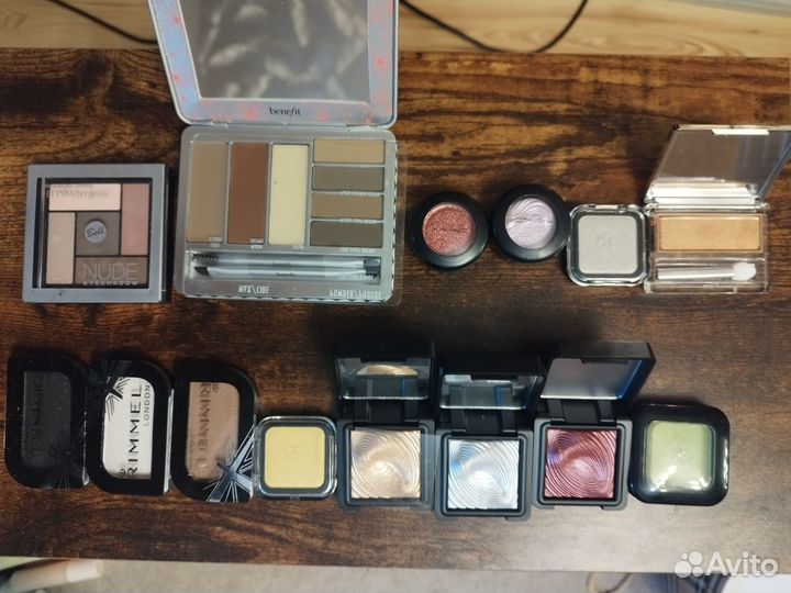 Косметика из личной коллекции, оригинал