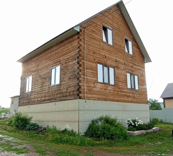 Дом 140 м² на участке 10 сот.