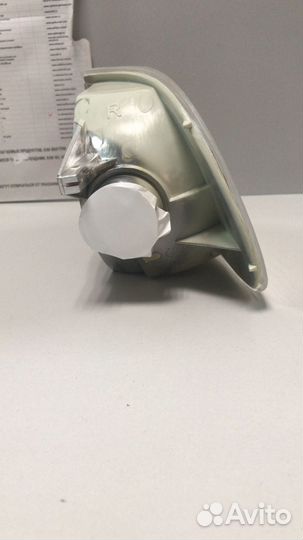 Указатель поворота правый на Ford Scorpio 4311514r