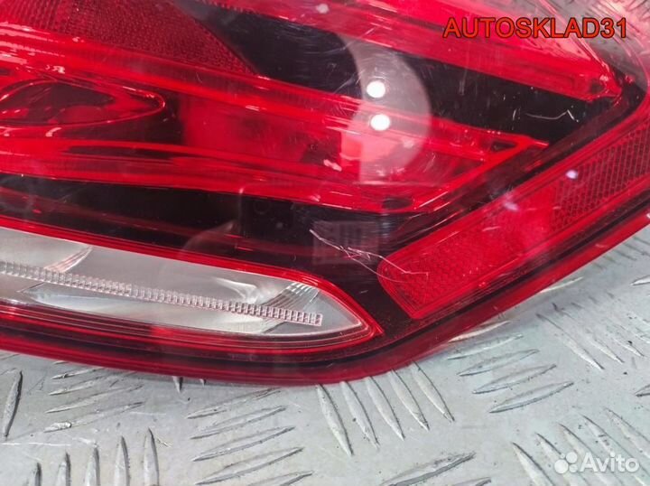 Фонарь задний наружный правый Mercedes Benz W212