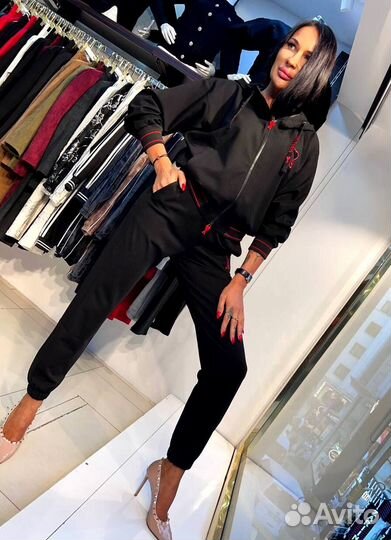 Спортивные костюмы новые люксовые