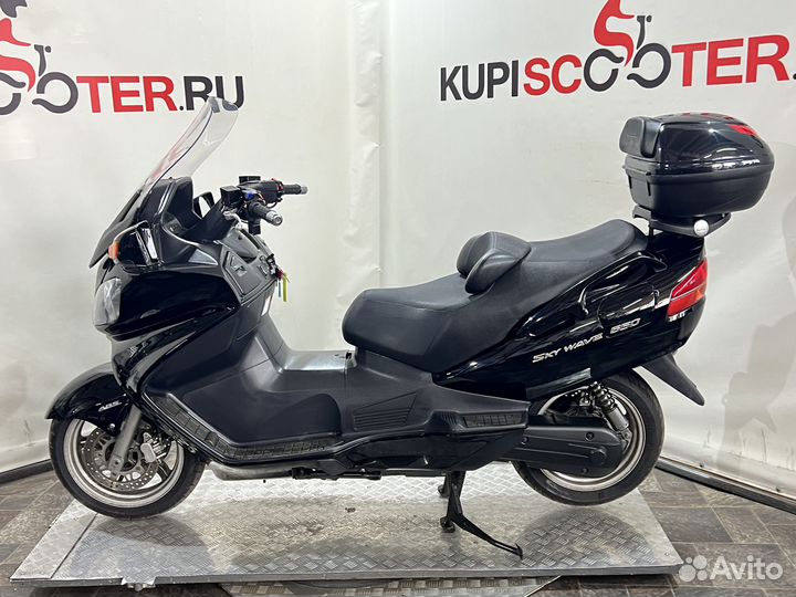 Скутер Suzuki Burgman (SkyWave) 650