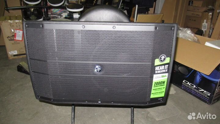 Активный элемент линейного массива Mackie DRM12A