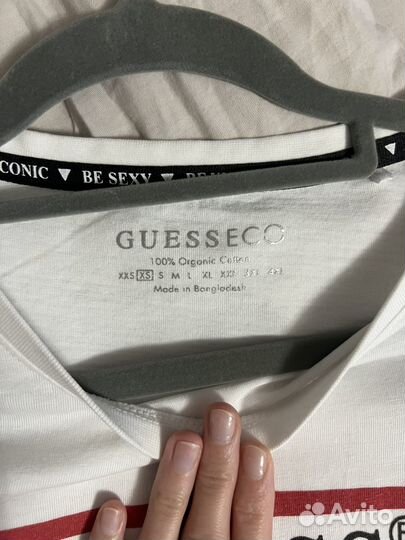 Футболка guess