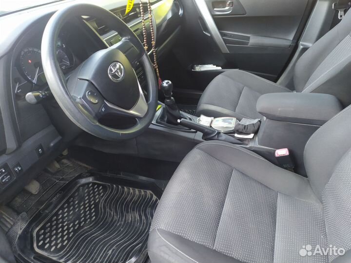 Toyota Auris 1.3 МТ, 2013, 186 000 км