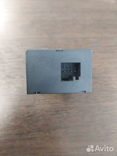 Кнопка стояночного тормоза Mercedes S 500 4Matic