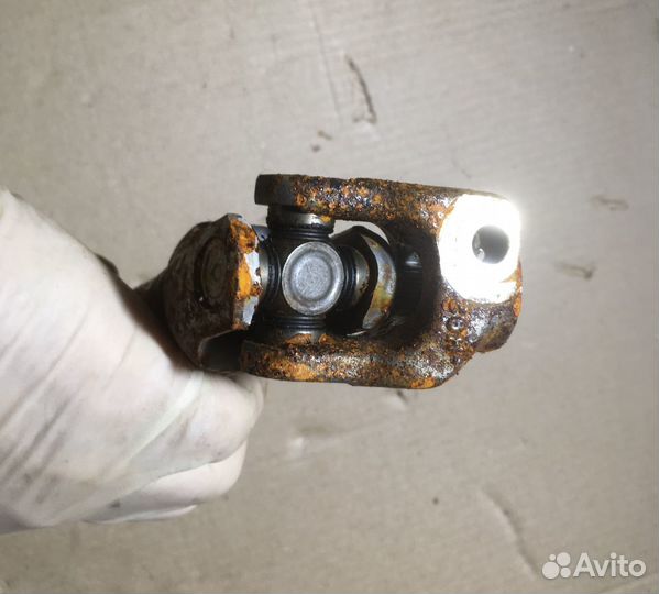 Карданчик рулевого управления Шкода Рапид