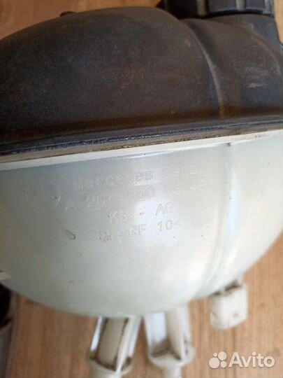 Бачок расширительный Mercedes-Benz C-Class W204