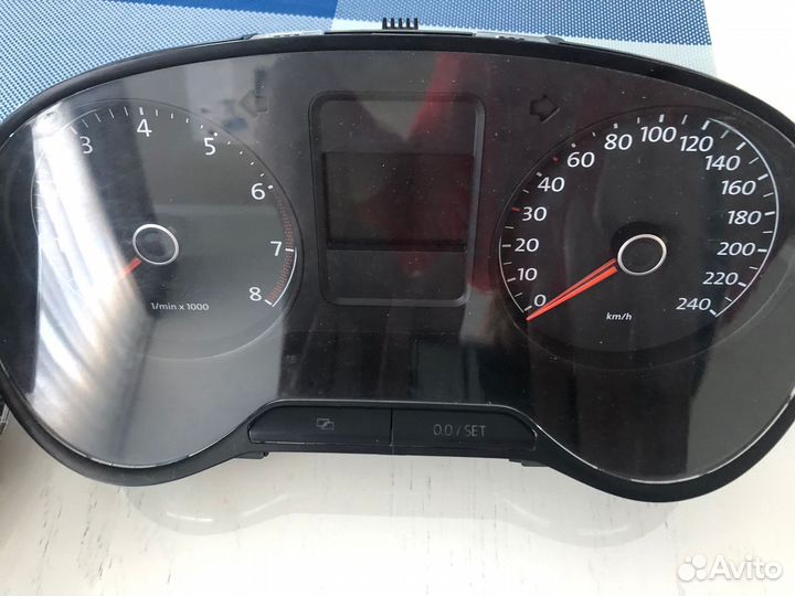 Щиток приборов Гранта и Polo