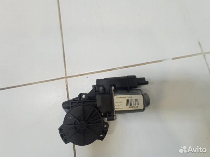 Моторчик стеклоподъемника Kia Ceed 1 ED 2007-2012