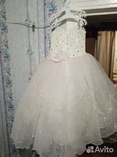 Бальное платье