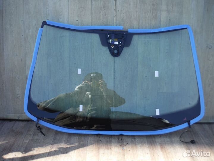 Стекло ветровое Volkswagen Tiguan 2 2020