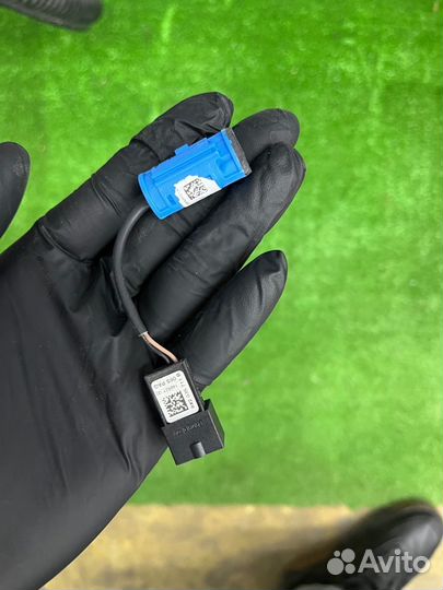 Оригинальный микрофон VAG 8X2035711B