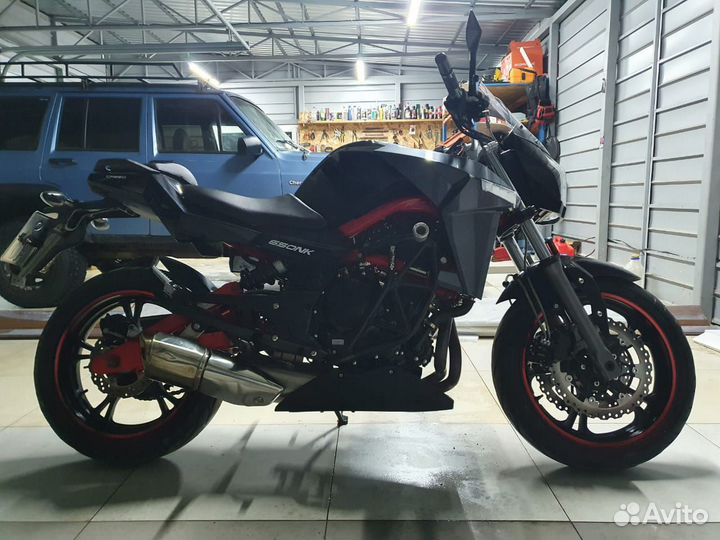 Cfmoto 650NK