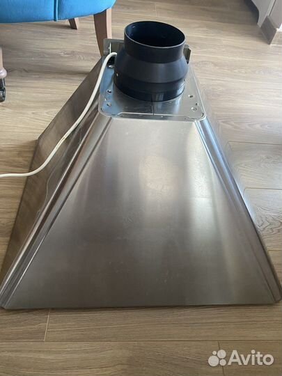 Вытяжка для кухни Zanussi ZHC615X