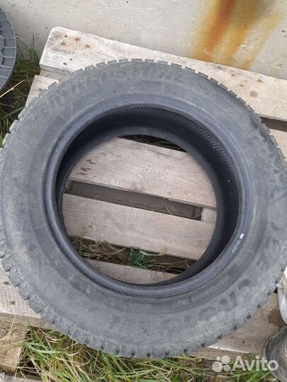 Bridgestone Ice Cruiser 7000 185/65 R15 88T