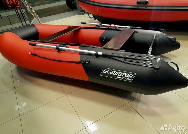 Лодка пвх Gladiator(Гладиатор) E330 б/у