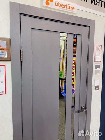 Дверь новая серая