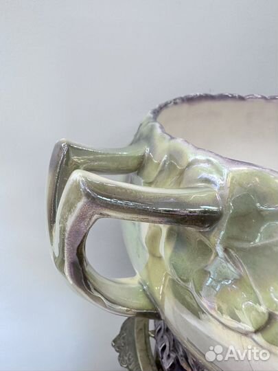 Старинная фаянсовая ваза (кашпо)