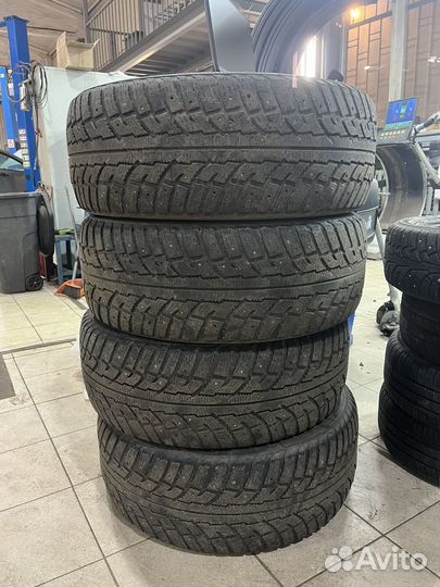 Marshal I'Zen RV Stud KC16 265/65 R17