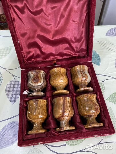 Набор рюмок из оникса