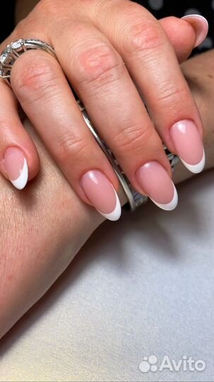 Мастер маникюра