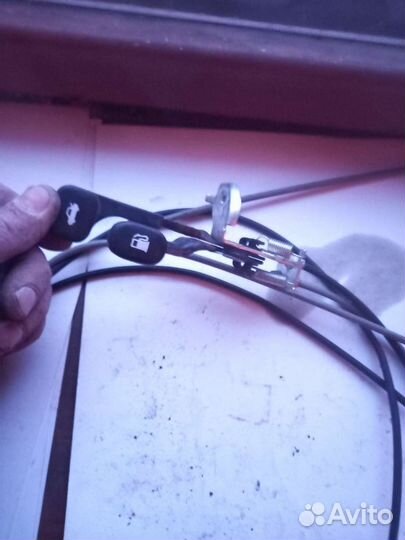Трос открывания багажника бака hyundai Solaris kia