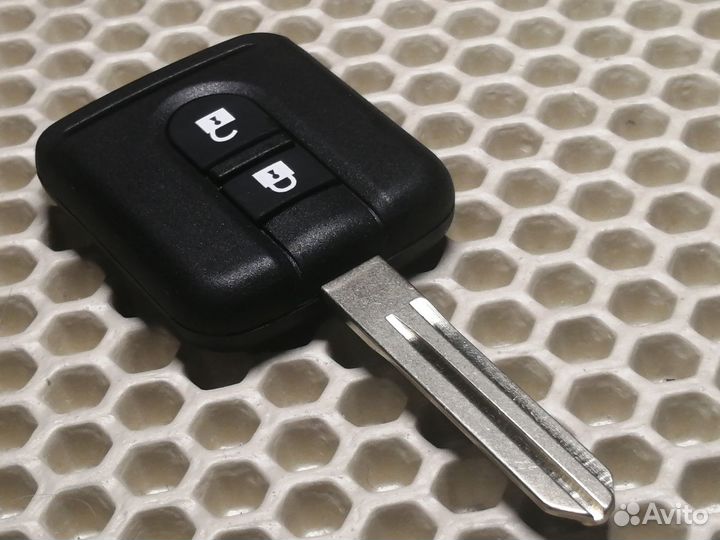 Nissan X-Trail,Micra,Navara,Qashqai чип ключ