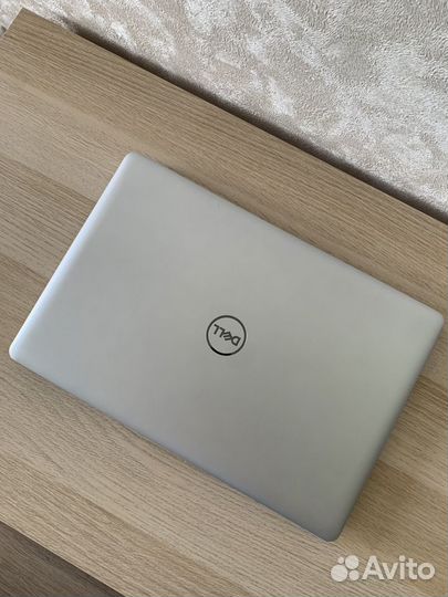 Большой ноутбук Dell 17,3 Intel Core/Radeon/1000 Г